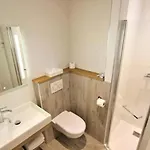 Montaigne Hotel 3*