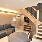 Montaigne Hotel