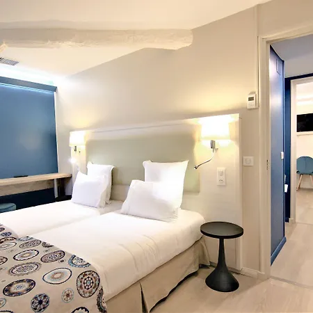 Montaigne Отель Сарла-ла-Канеда