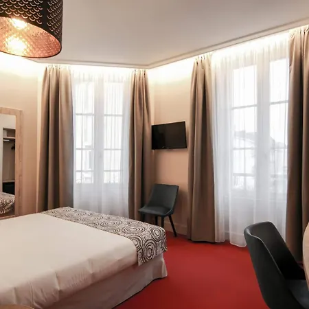 Hotell Montaigne 3*