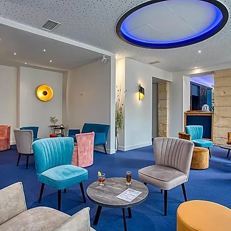 Hotel Montaigne 3*