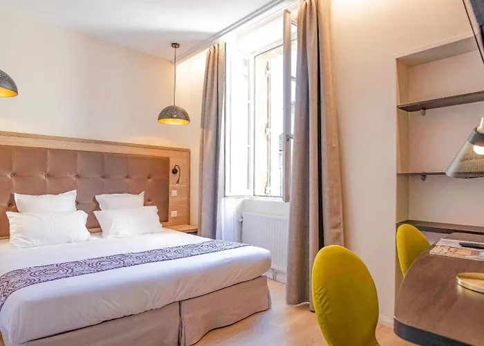 Montaigne 3* Sarlat-la-Canéda